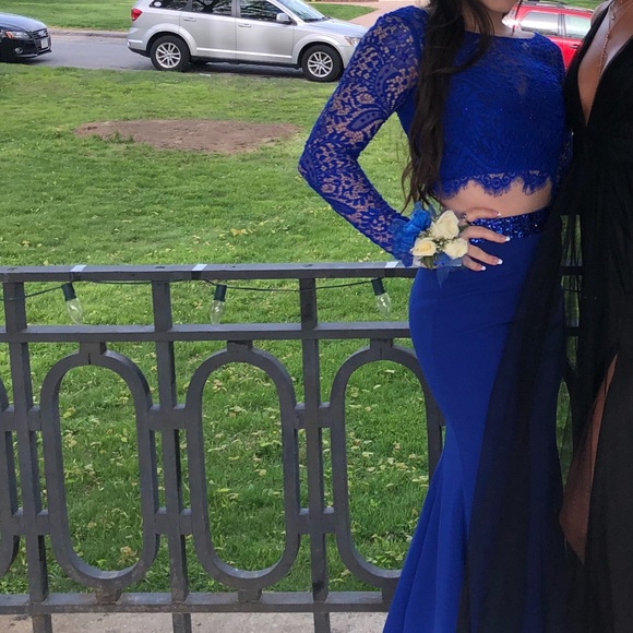 Prom Dress - Picture 4 of 4